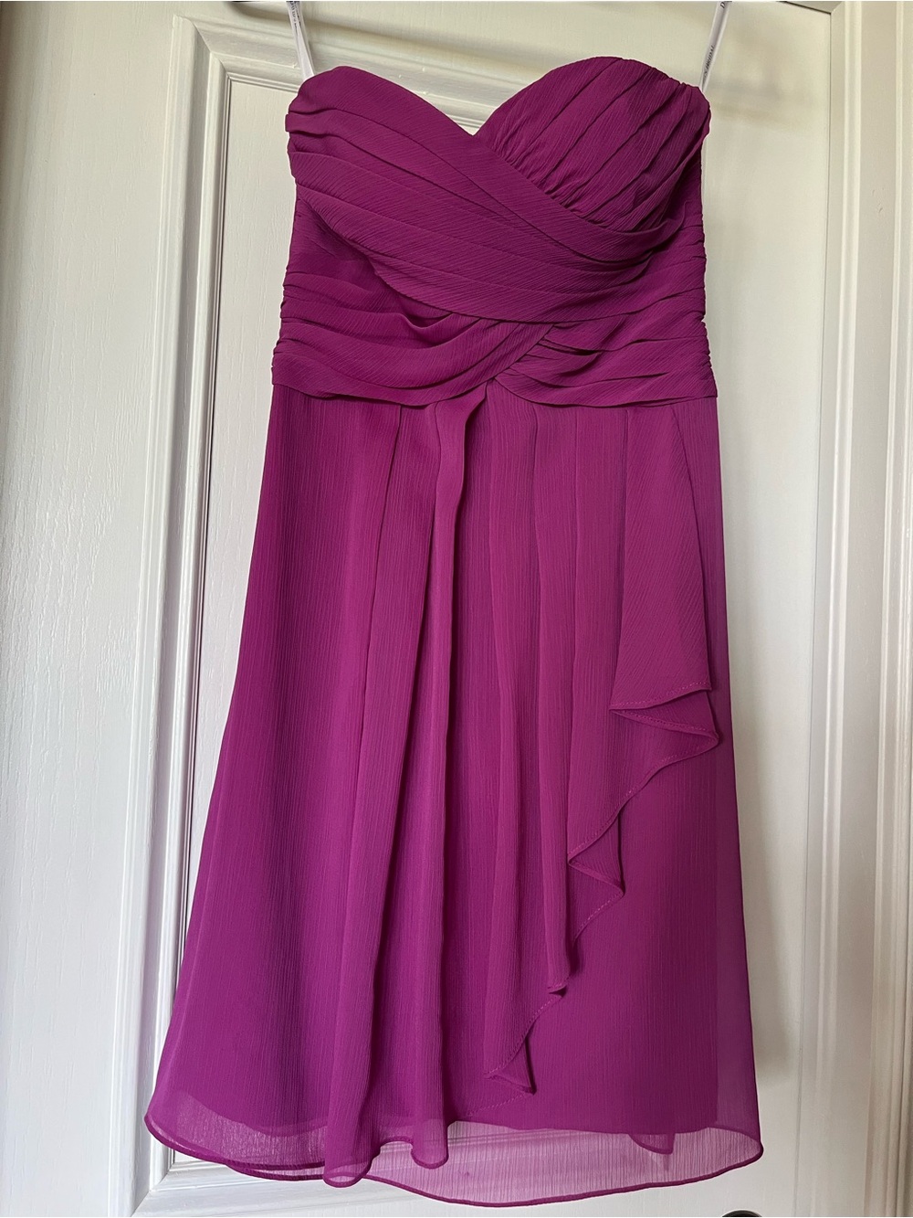 David’s Bridal Women’s Size 2 F14847 Short Crinkle Chiffon Dress Raspberry Pink